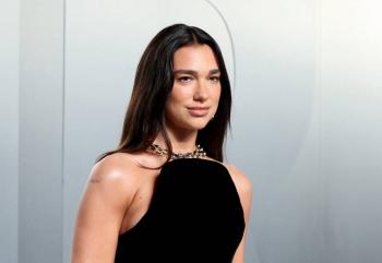 Dua Lipa respalda protestas en Albania contra proyecto vinculado a la familia Trump