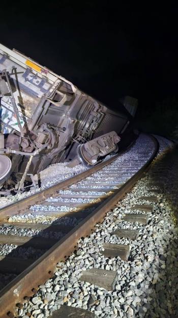 Tren Interoce&aacute;nico vuelve a descarrilar en Oaxaca; no hubo lesionados