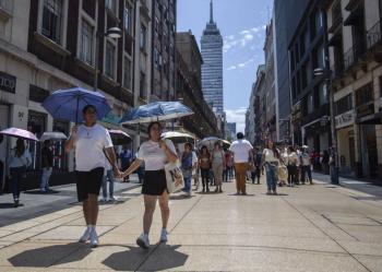 Latinoamericanos pierden hasta 93 horas de sue&ntilde;o al a&ntilde;o por el calor y el cambio clim&aacute;tico