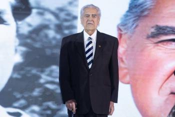 Eric del Castillo evoluciona favorablemente tras cirugiacutea por problema circulatorio