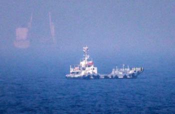 Trump retira peaje de 20 a barcos en el estrecho de Ormuz