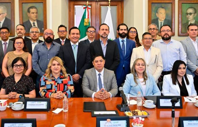 Alianza Empresarial respalda Parlamento Abierto sobre inteligencia artificial en SLP