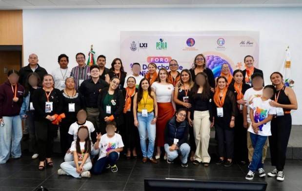 Comunidad “Mentes Mandarina” lleva foro sobre neurodiversidad al Congreso de Quer&eacute;taro