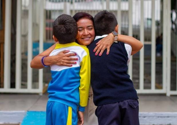 SEG lanza plataforma gratuita y podcast para fortalecer la participaci&oacute;n de las familias en la educaci&oacute;n