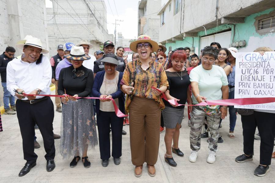 Gobierno de Ecatepec entrega obras de agua, drenaje y pavimentación en Santa María Tulpetlac 