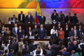 Nuevo Congreso de Colombia asume funciones con primera prueba para De la Espriella
