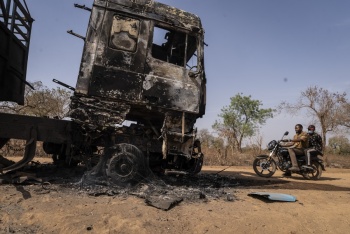 M&aacute;s de 20 muertos en ataque a aldeas en el noroeste de Nigeria