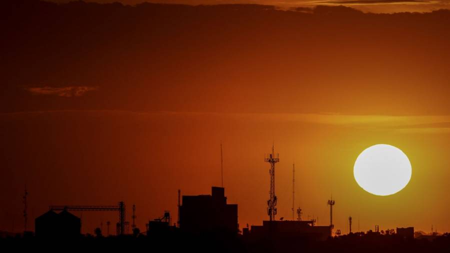 Hermosillo registra nueva marca de calor con 47.5 grados