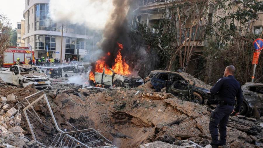 Estados Unidos pausa bombardeos en Irán tras casi dos semanas de ofensivas