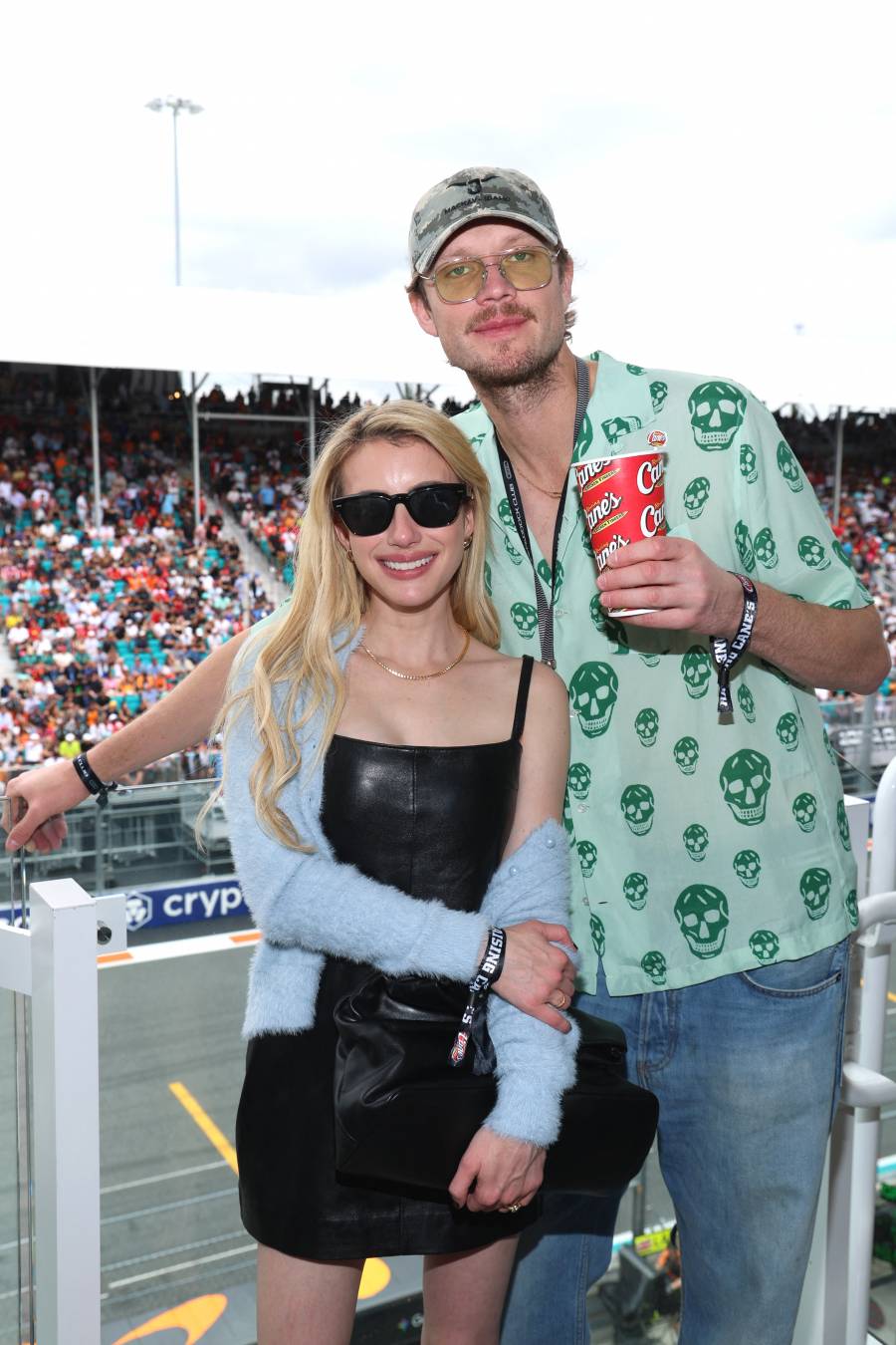 Emma Roberts y Cody John contraen matrimonio tras cuatro a&ntilde;os de relaci&oacute;n