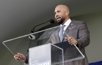 Carlos Beltr&aacute;n, sexto puertorrique&ntilde;o exaltado al Sal&oacute;n de la Fama del B&eacute;isbol
