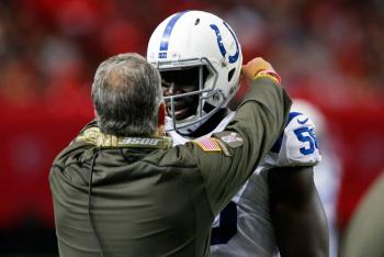 Exjugador de los Colts Daniel Adongo es deportado de Estados Unidos