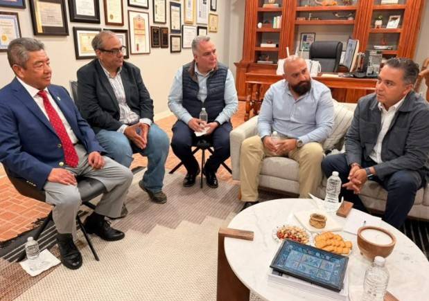 Quer&eacute;taro y Fuerza Migrante preparan convenio para apoyar a migrantes en EE.UU.