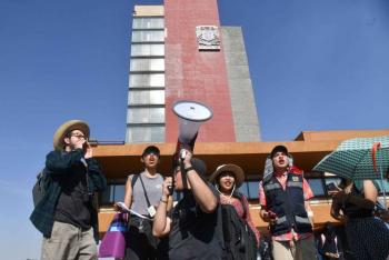 Aspirantes marchan en Ciudad Universitaria para exigir nuevo examen de ingreso