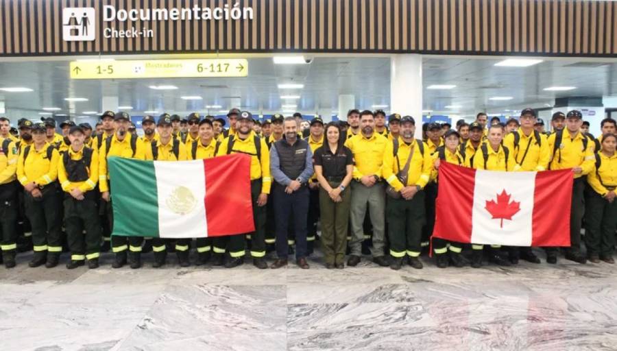 México envía 104 brigadistas a Canadá para combatir incendios forestales en Ontario