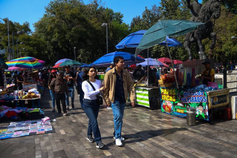 CDMX intensifica vigilancia para contener el comercio informal en la Alameda Central