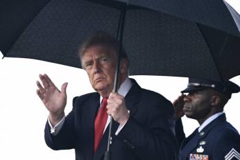 Trump atribuye a los aranceles el regreso de inversiones automotrices a Estados Unidos