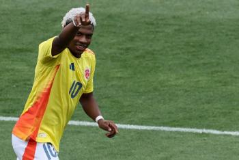 &Oacute;scar Perea se convierte en el primer refuerzo del Am&eacute;rica para el Apertura 2026
