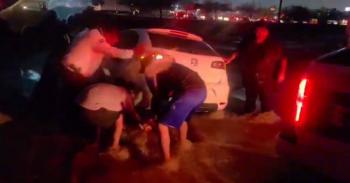 Fuerte tormenta genera inundaciones y da&ntilde;os en distintos puntos de Hermosillo