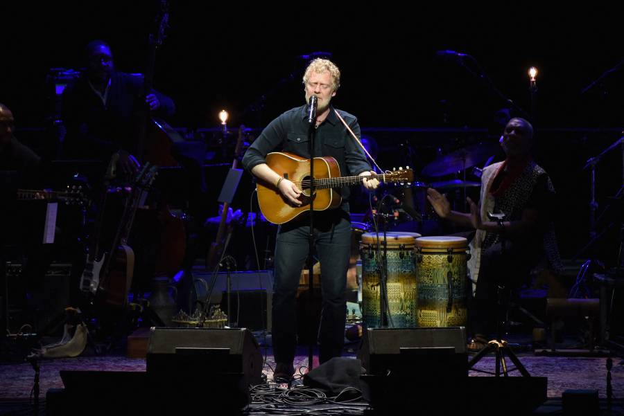 Glen Hansard fallece a los 56 años tras accidente de motocicleta en Irlanda 