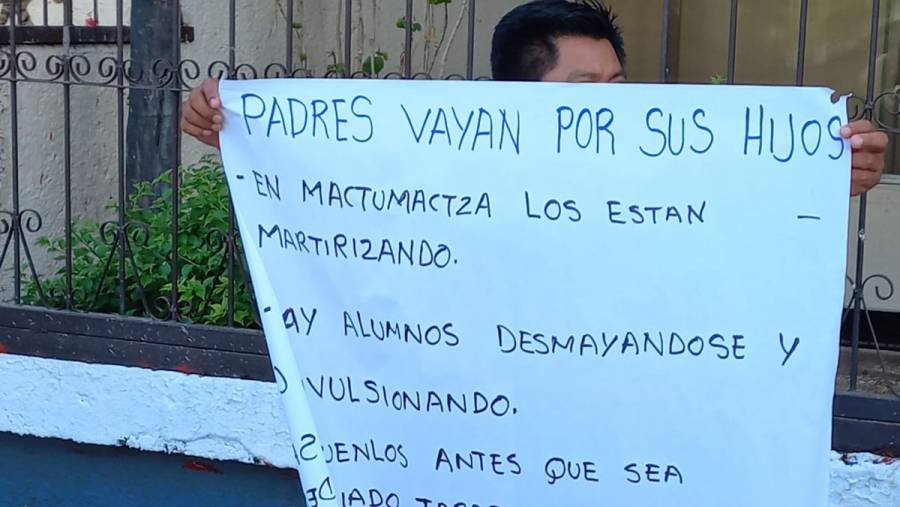 Padres denuncian tortura en la Normal Rural de Mactumatzá y piden intervención de la CNDH
