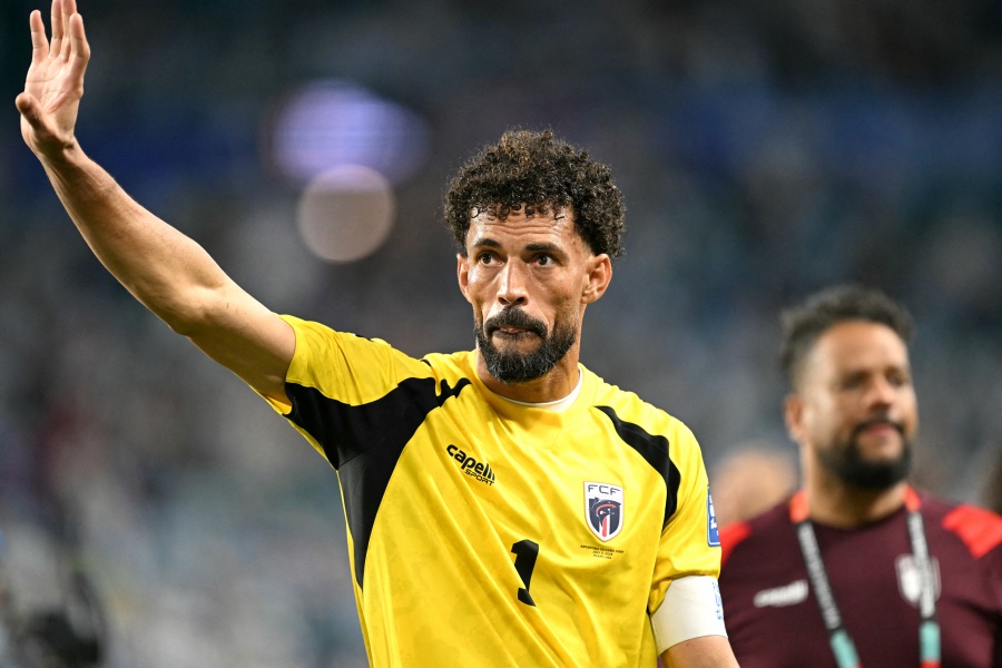 Vozinha retrasa su llegada al fútbol chileno 