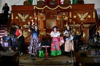 Congreso de la CDMX realiz&oacute; Noche de Museos con espect&aacute;culos de diversidad sexual y de g&eacute;nero