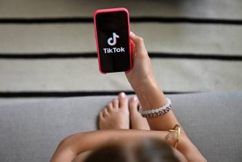 PT plantea restringir TikTok a menores ante riesgos de dependencia tecnol&oacute;gica