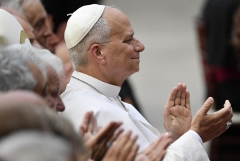 El papa Le&oacute;n dice que ama a EEUU pero que primero es papa, despu&eacute;s estadounidense