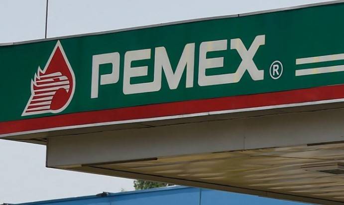Ganancias de Pemex caen 69.7% en el segundo trimestre
