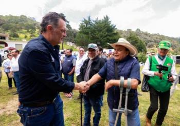 Entrega Kuri sistema de agua para 24 comunidades de la Sierra Gorda