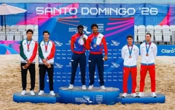 M&eacute;xico gana bronce en voleibol de playa femenil y plata en varonil en Santo Domingo