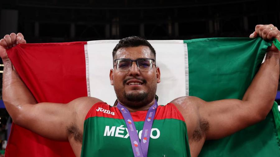 Uziel Muñoz conquista oro en lanzamiento de bala en Santo Domingo 2026  
