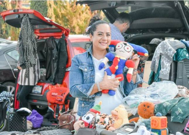 Carboot Corregidora re&uacute;ne a 2,500 personas en su primera edici&oacute;n