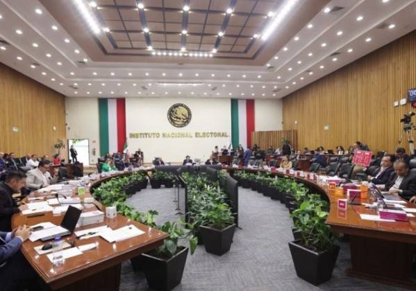 INE aprueba el calendario para el Proceso Electoral Federal 2006-2027