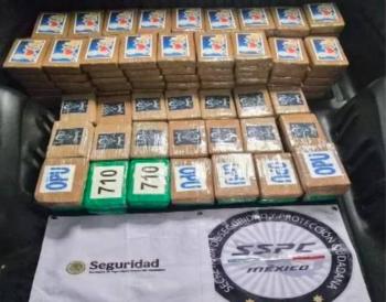 Detienen en Tlalpan a hombre con 217 kilos de coca&iacute;na ocultos en una camioneta