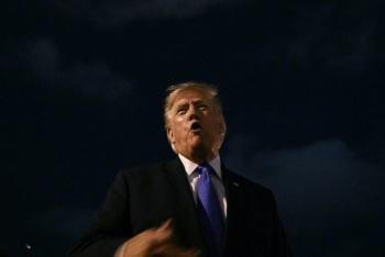 Imputan al hombre armado detenido en el campo de golf de Trump en California