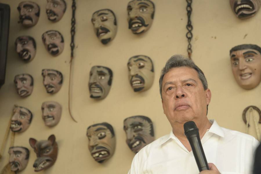 FGR detiene a exgobernador de Guerrero por presunta ocultación de evidencias en Ayotzinapa