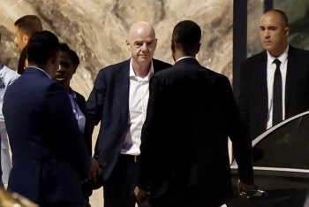 Infantino encuentra amparo en &Aacute;frica ante la presi&oacute;n de la UEFA