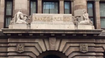 Banxico mantiene tasa de intereacutes en 650