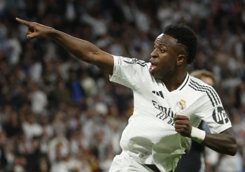 Real Madrid zanja las especulaciones y renueva a Vin&iacute;cius hasta 2032