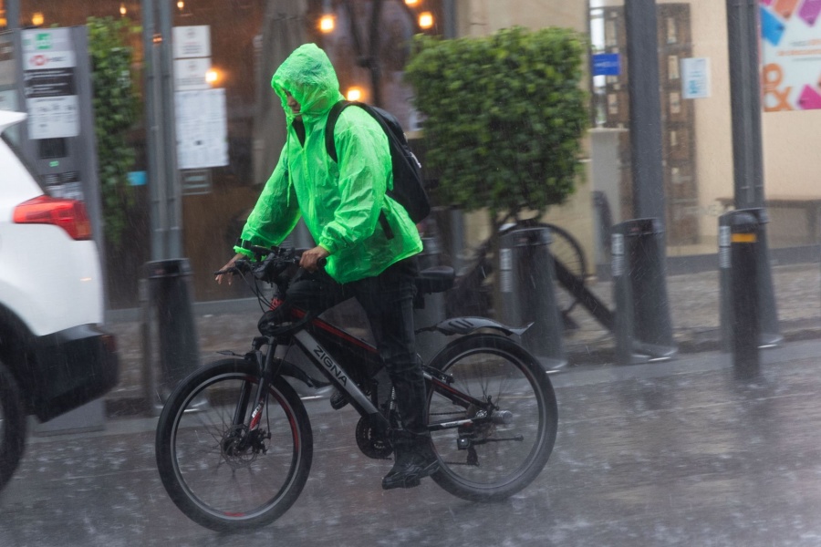 CDMX tendrá domingo nublado con lluvias y temperaturas de hasta 24 grados 