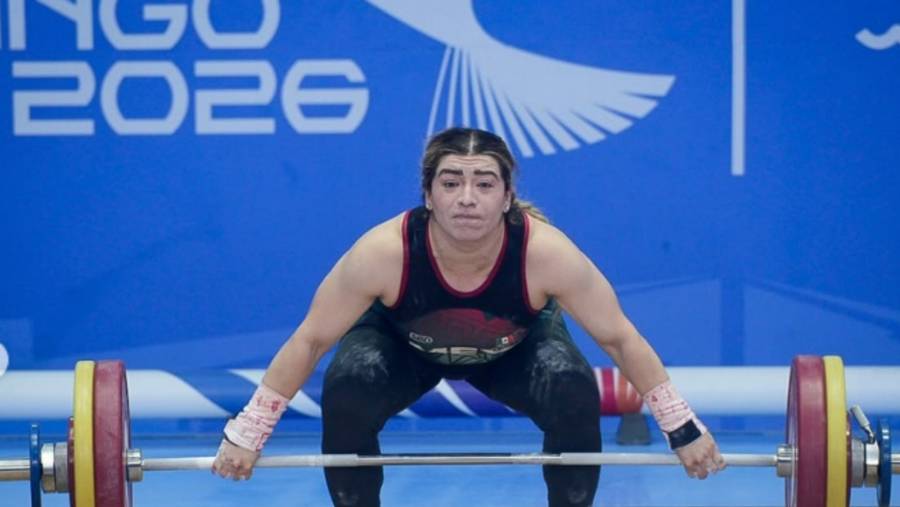 Aremi Fuentes gana doble plata en halterofilia en Juegos Centroamericanos 2026