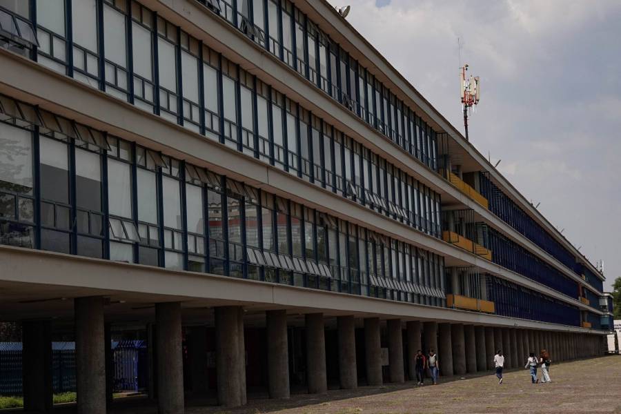 Examen de la UNAM reabre debate sobre uso de la IA en la educación