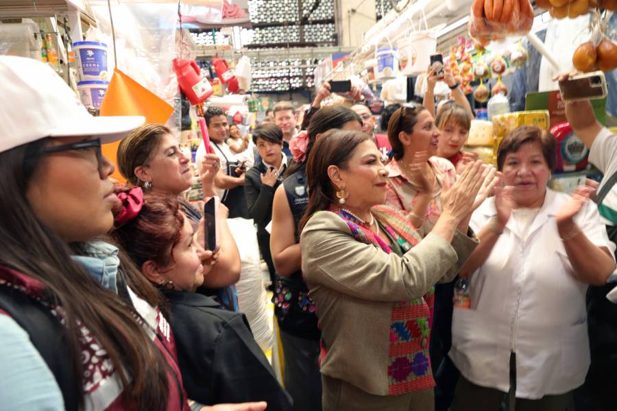 Supervisa Clara Brugada rehabilitación de instalaciones eléctricas en mercado de La Merced 
