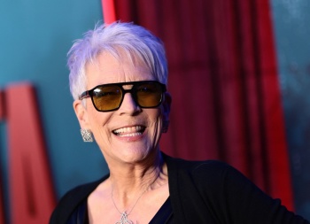 Jamie Lee Curtis comanda su regreso a la televisioacuten con Newlyweds