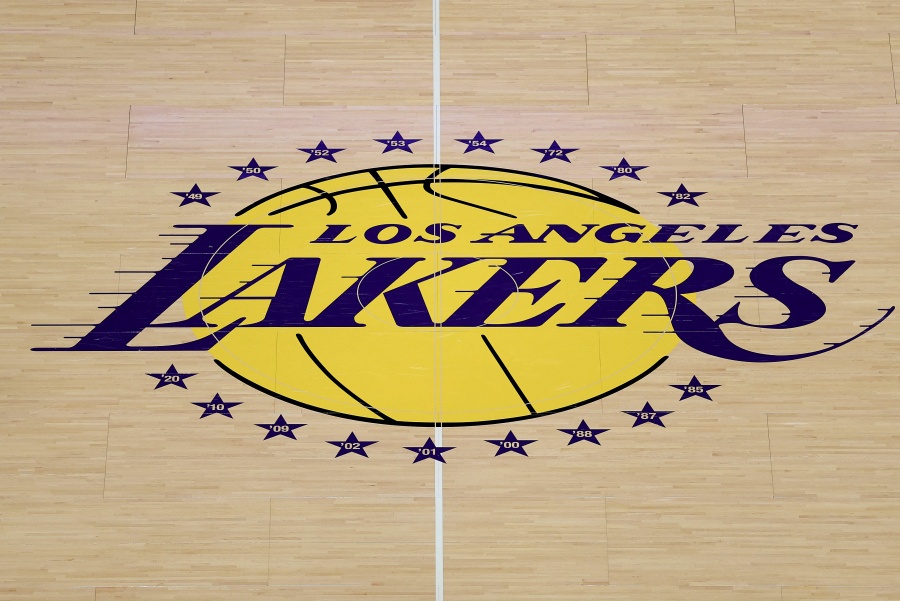 Los Lakers de la NBA serán vendidos por USD 12.500 millones