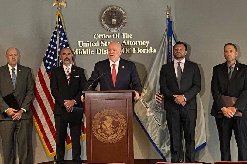 República Checa extradita a dos mexicanos vinculados al CJNG a Estados Unidos; dos permanecen en custodia europea