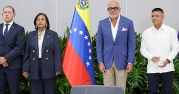 Chavismo y oposici&oacute;n cierran primer ciclo de di&aacute;logo en Caracas con mediaci&oacute;n de Estados Unidos