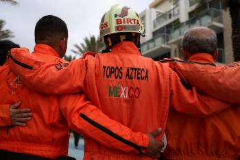 Topos Azteca llegan a Colombia tras sismo de 7.4; Gobierno rechaz&oacute; apoyo de otra brigada